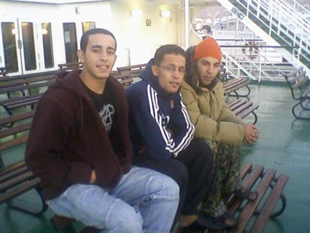 alaa avec tes amis ou bateau berkan